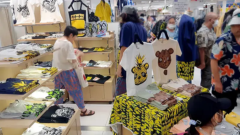 Tシャツ